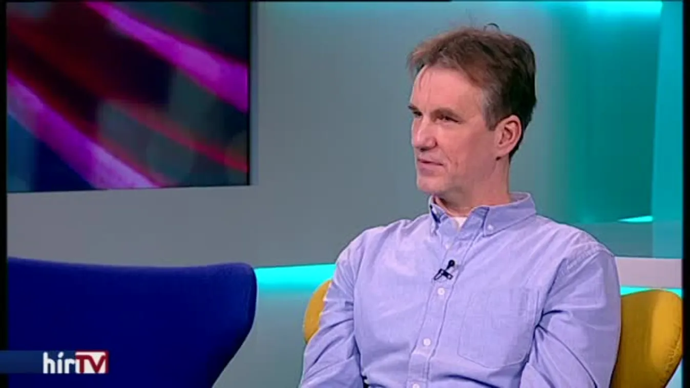 Reggeli járat – Stuart Mária és Erzsébet királynő - két nő, két sors