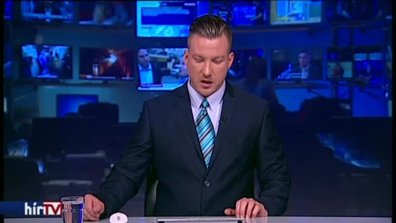 Hívei körében indít konzultációt a médiáról Trump