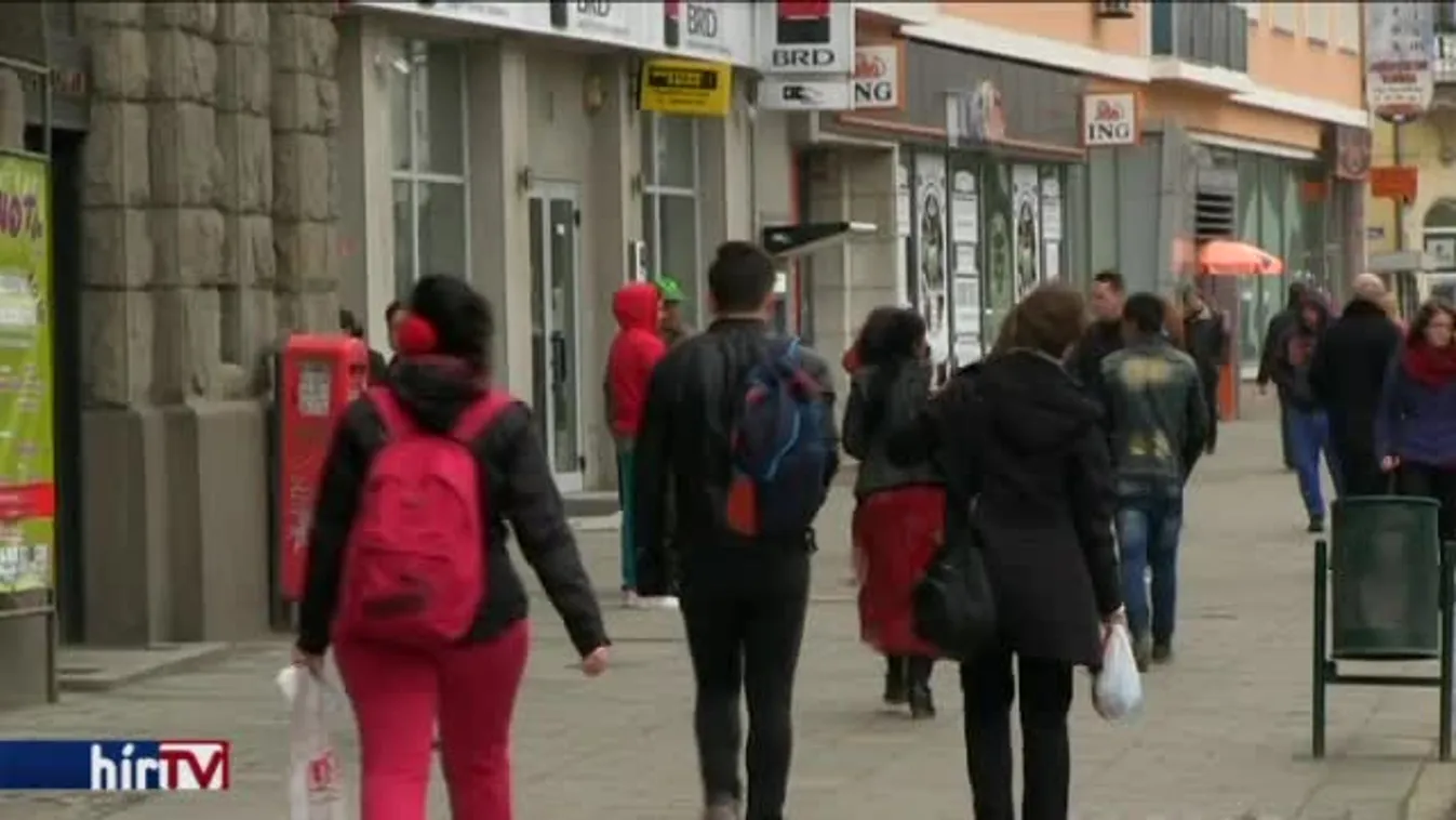 Tömegek perelhetik be Romániában a bankokat