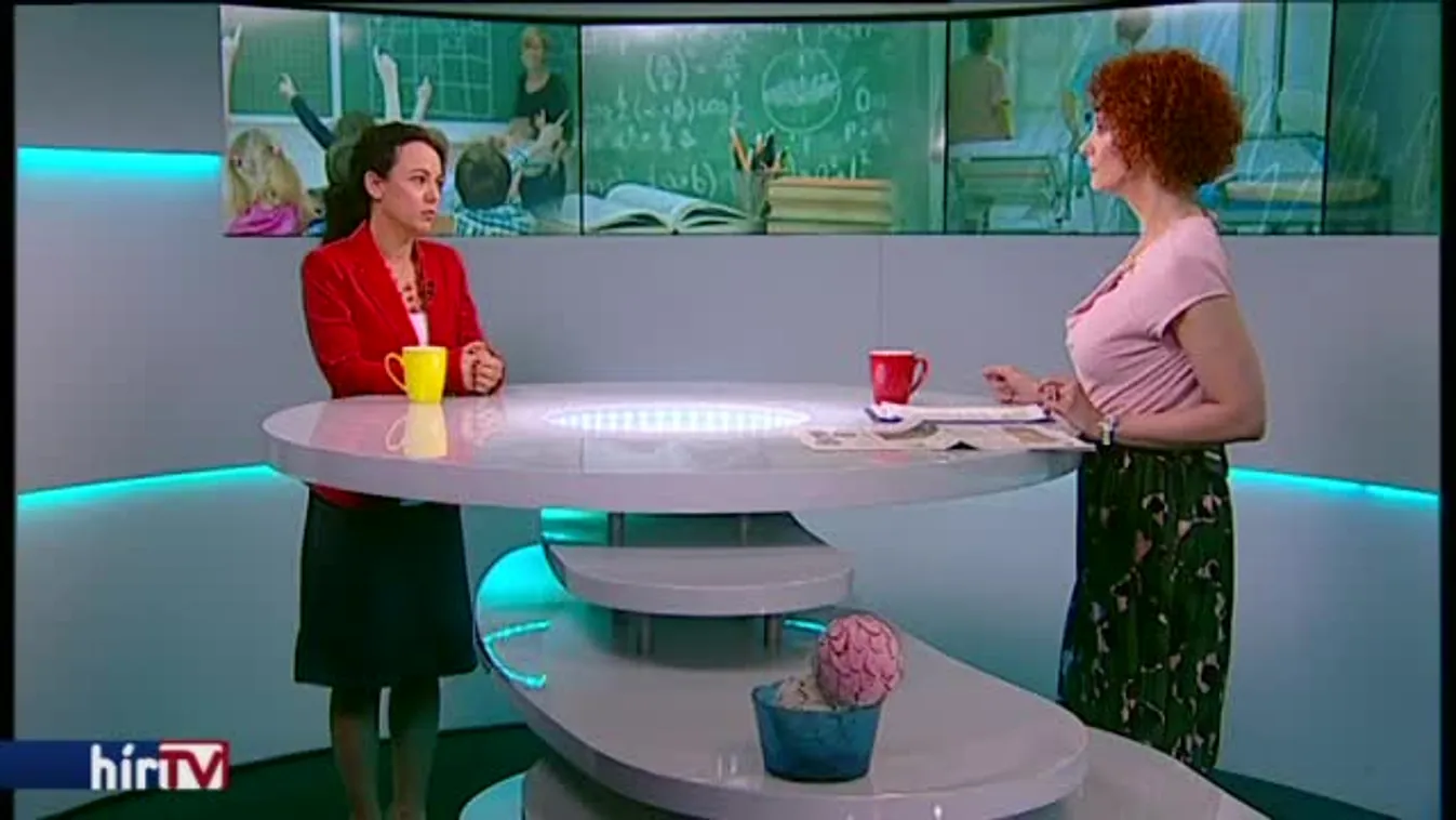 Reggeli járat –  Megszűnnek a tartós könyvek