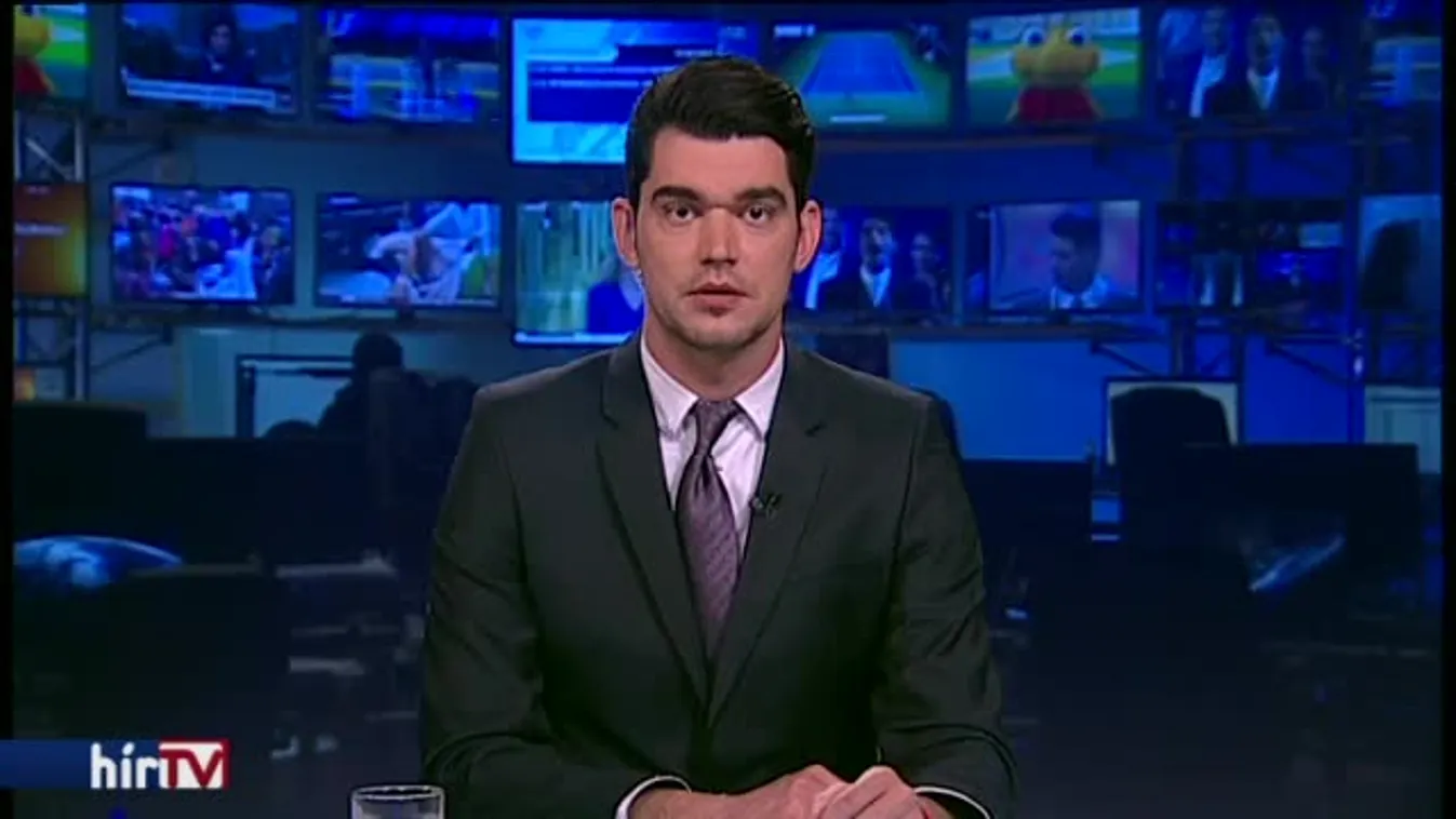 Gyurcsányék is Majtényi mögött