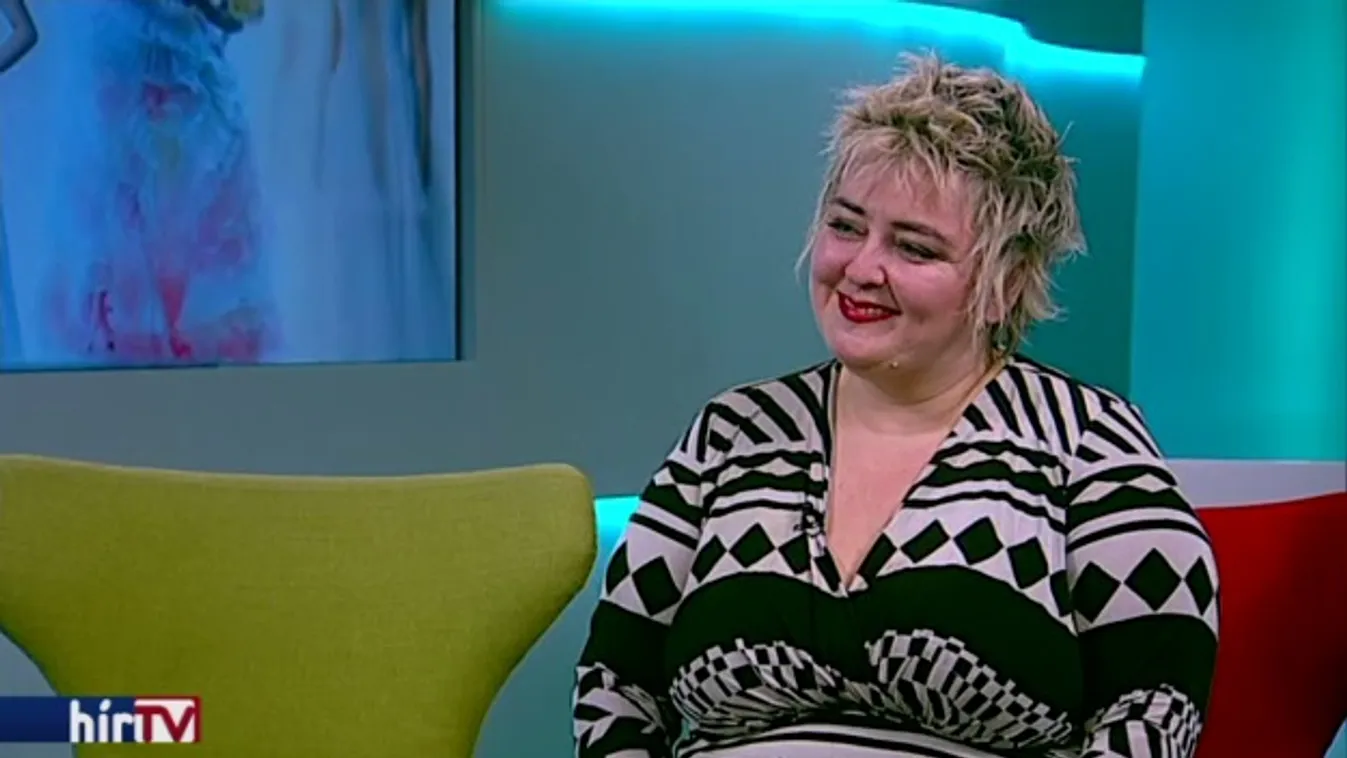 Esküvői ruhák farmerból és csipkéből