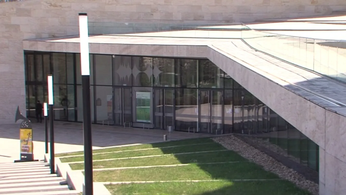 Pécs zenei életét is gazdagítani fogja egy csodazongora