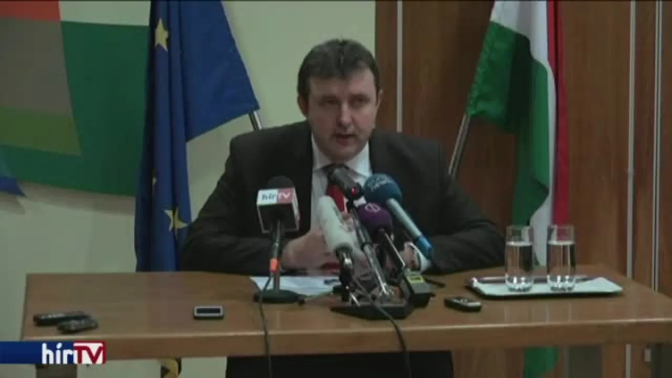 Brüsszelben magyarázkodik Palkovics – bejelentkezés 15 órakor