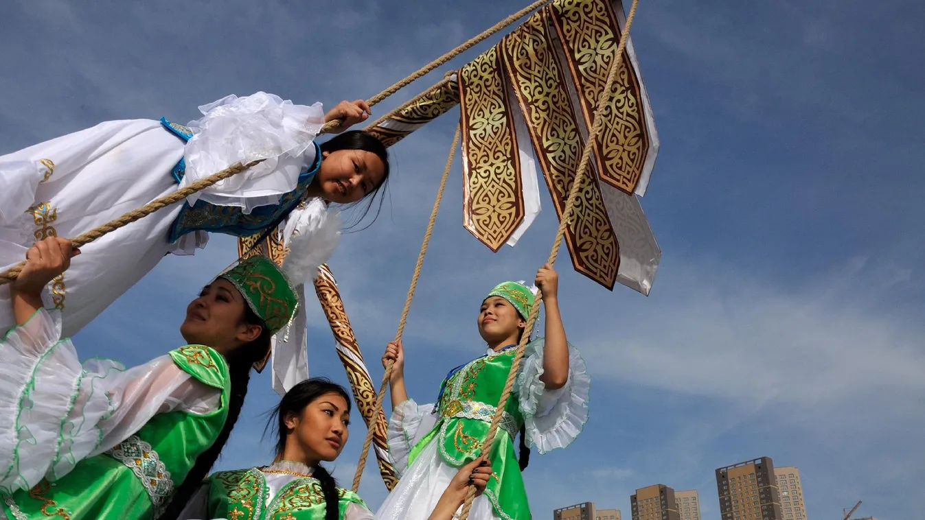 „Ha nem tudtunk volna kijönni az oroszokkal, most nem koccintgatnánk”