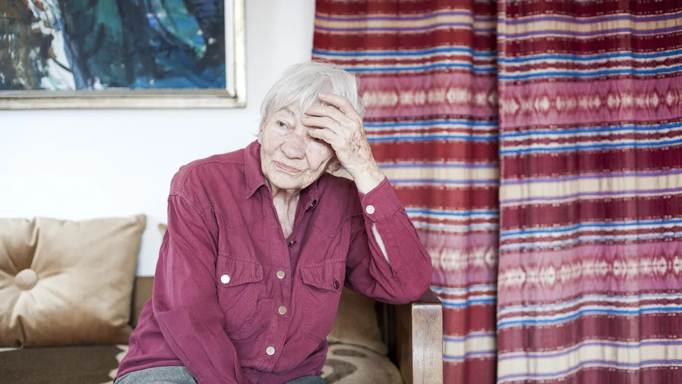 A baloldali az, aki fölhozza a lakásába a koldust