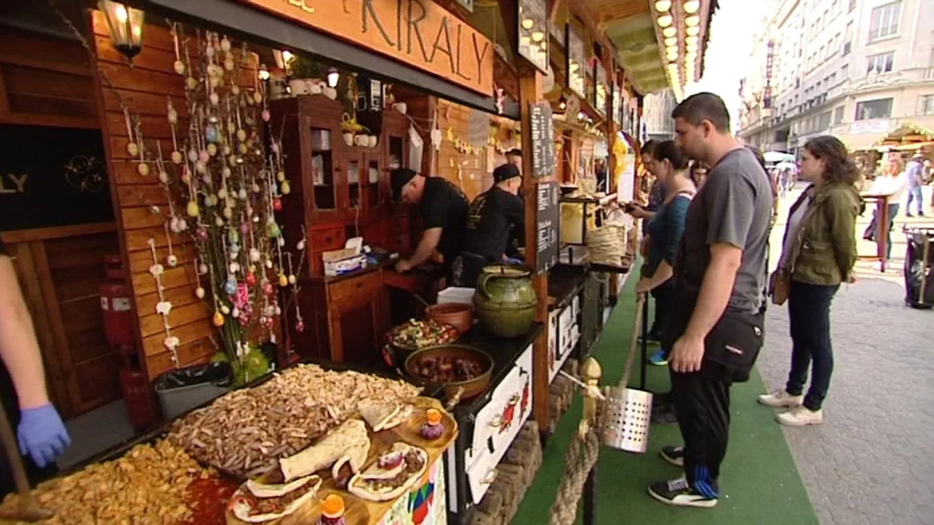 Érdemes kilátogatni a Vörösmarty térre