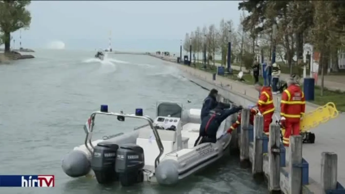Tűzvédelmi gyakorlatot hajtottak végre a Balatonon