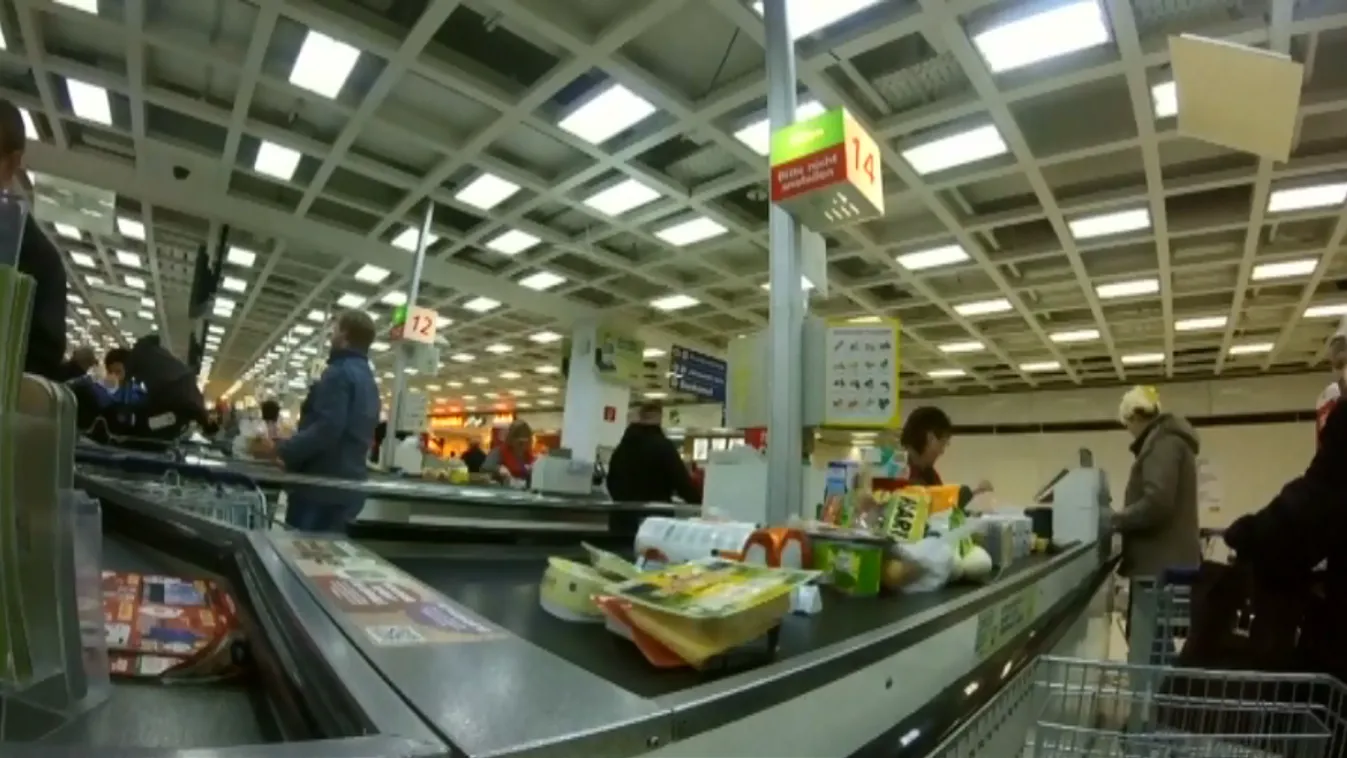 Meghátrál a kormány