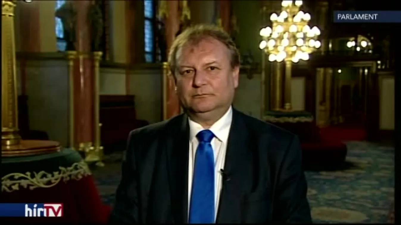 Newsroom – Egy nap alatt vernék át a lex CEU-t