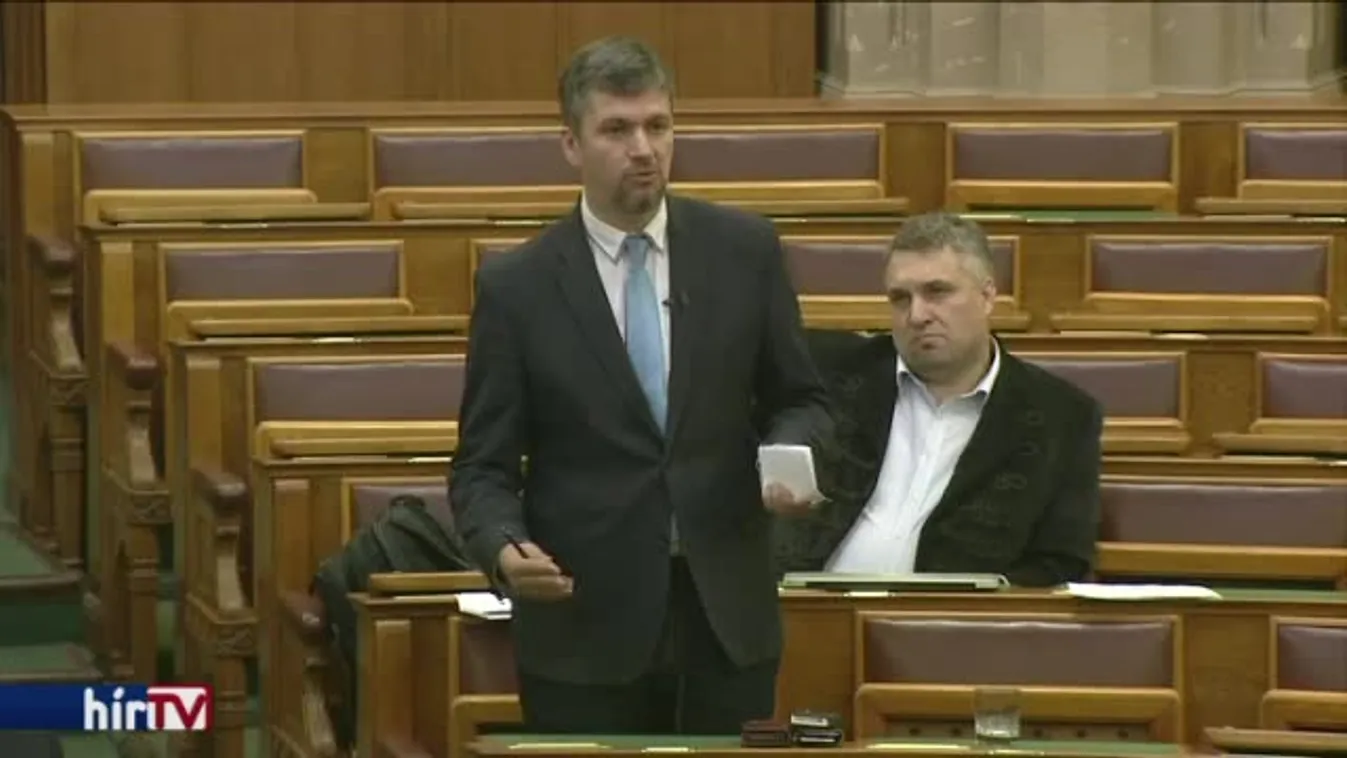 Prostizás és sorosozás – ma is összeült a parlament