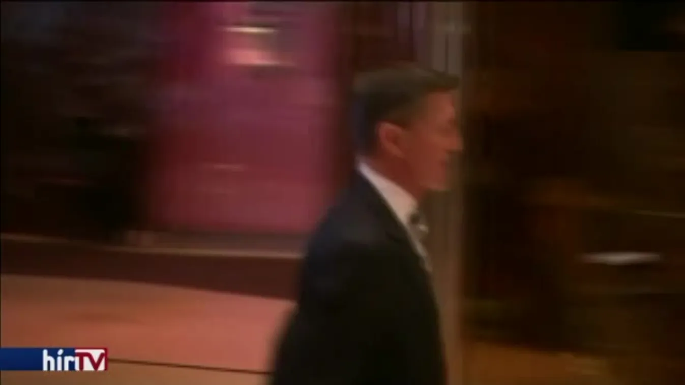 Beárulná Trumpot egykori tanácsadója