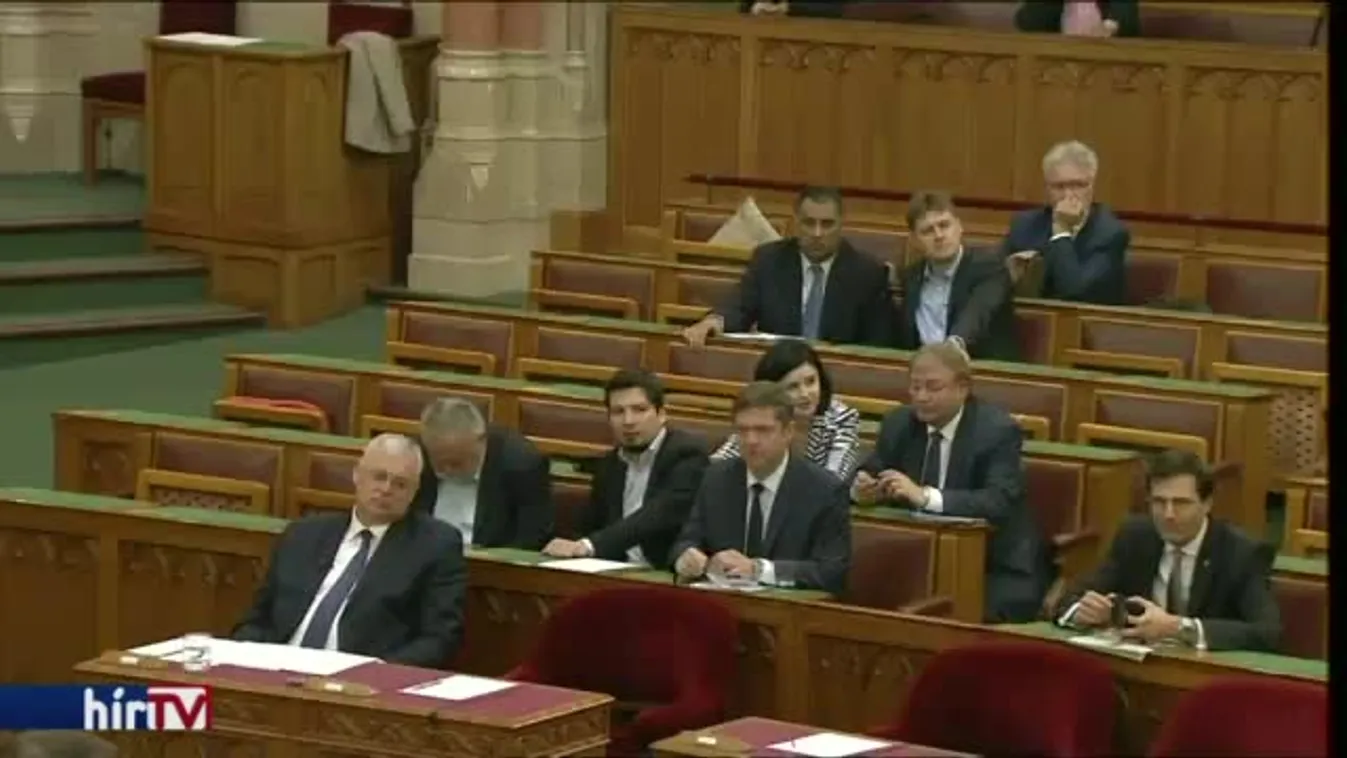 Newsroom - Ki jár jól?