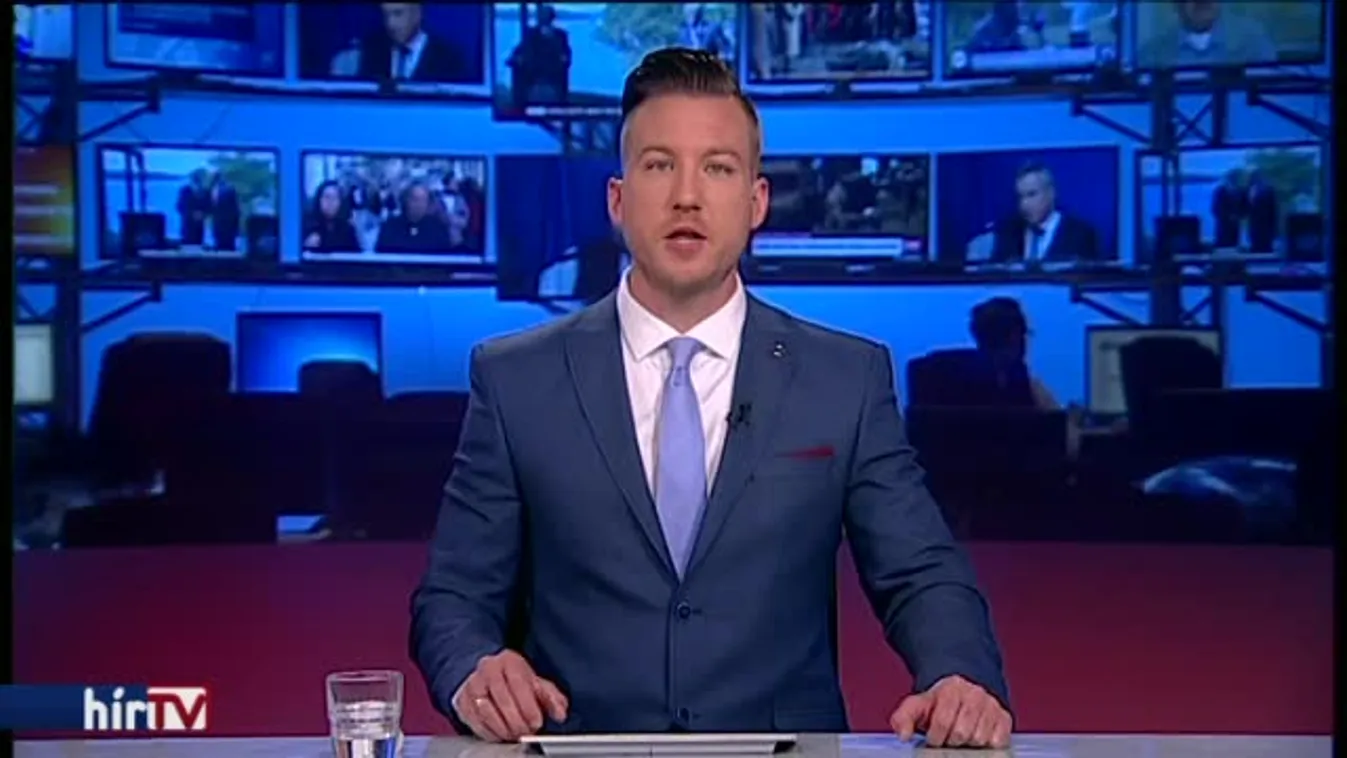 A putyini elnyomás ellen tiltakozott az ellenzéki párt