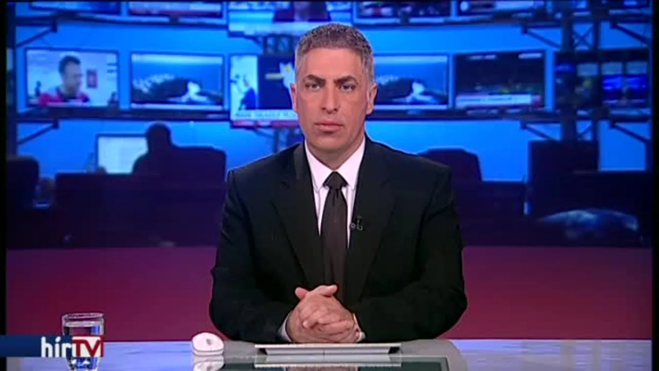 A Képviselői Irodaházat is festékkel dobálták