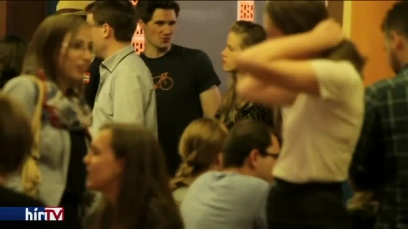 Reggeli járat - Locsolóbál