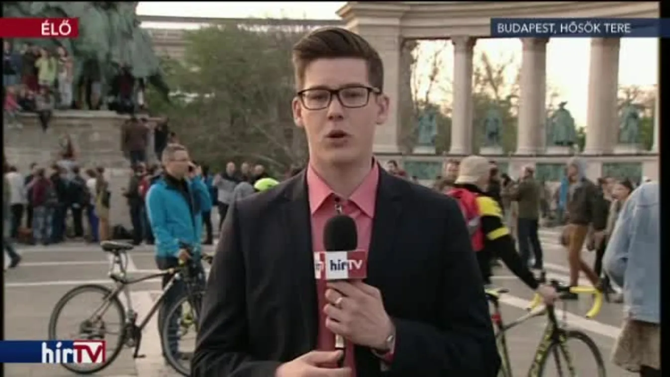 Egyetlen kisebb konfliktus történt – bejelentkezés 19 óra 30 perckor