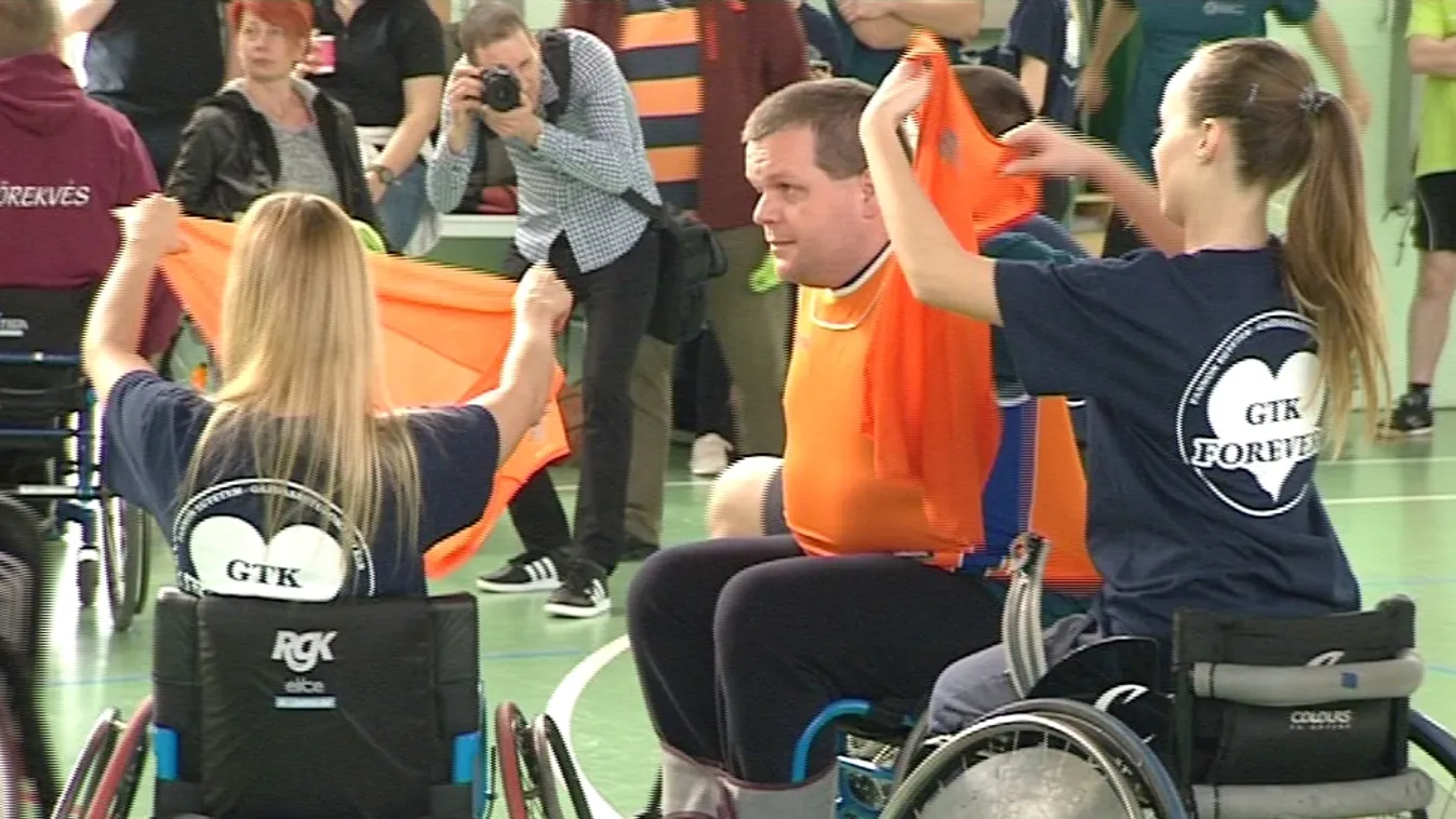 Megtapasztalhatták, milyen kerekesszékkel sportolni