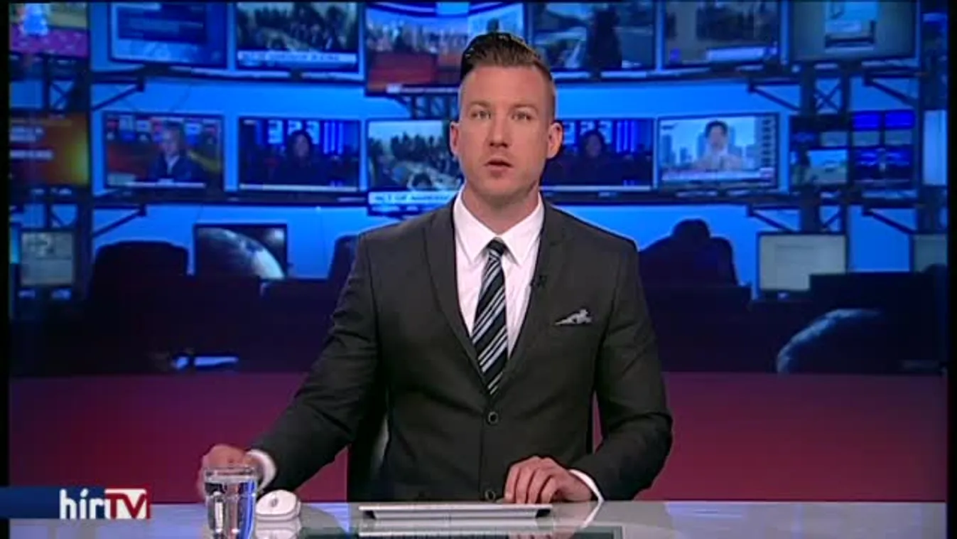 Ujhelyi a Néppárt elnökénél lobbizik Orbánék kizárásáért