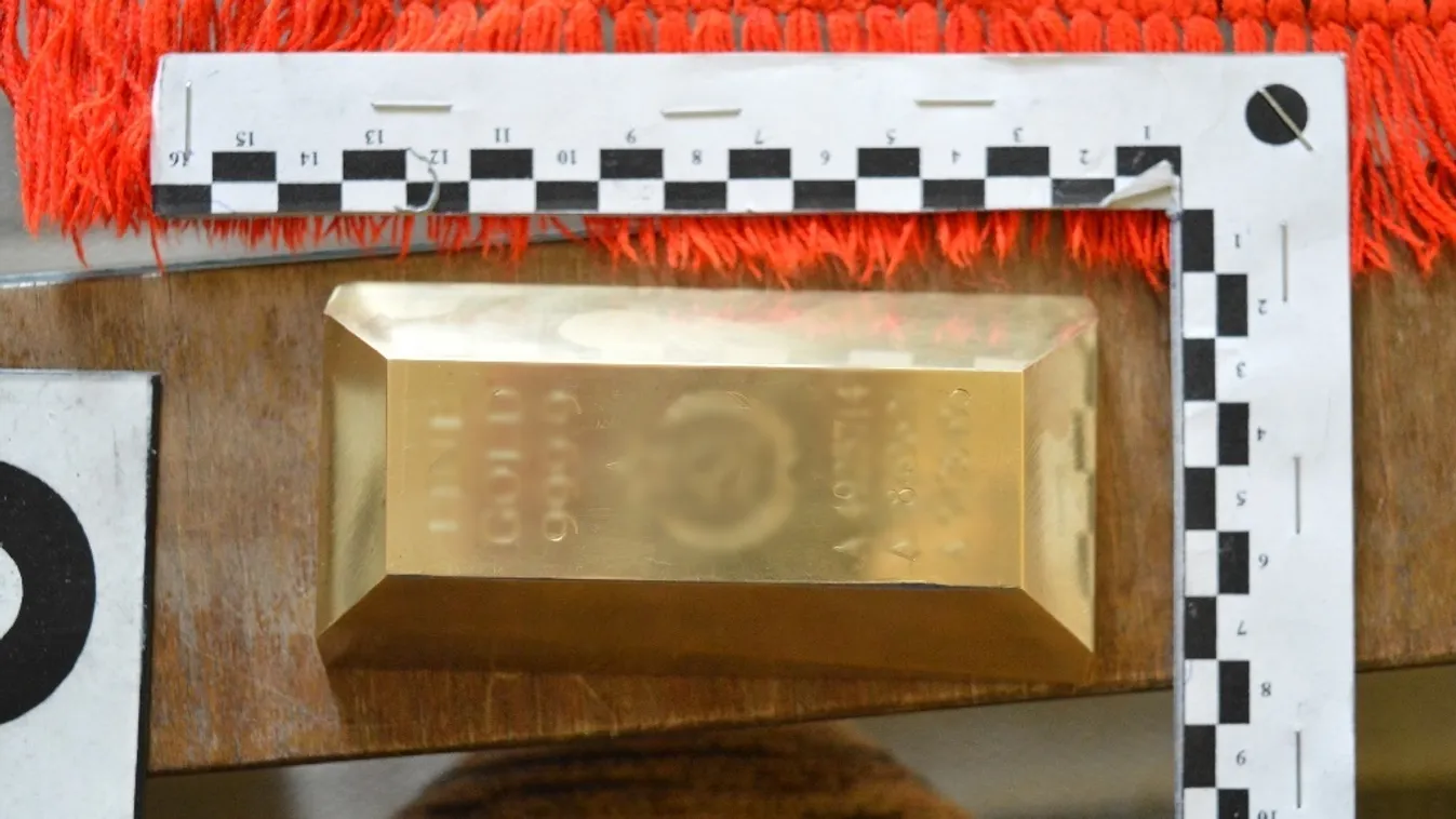 Majdnem keresett hatmilliót egy darab kamu arannyal