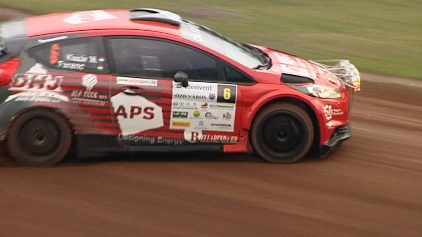 Összefogott a magyar ralitársadalom a beteg kisfiúért