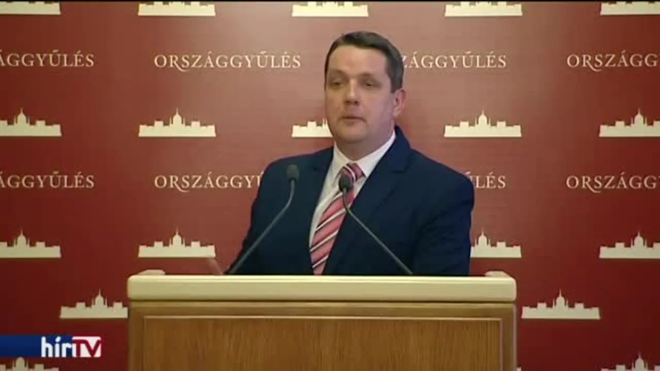 MSZP: Ne a sporttámogatás, hanem a hitelkihelyezés legyen a mérce