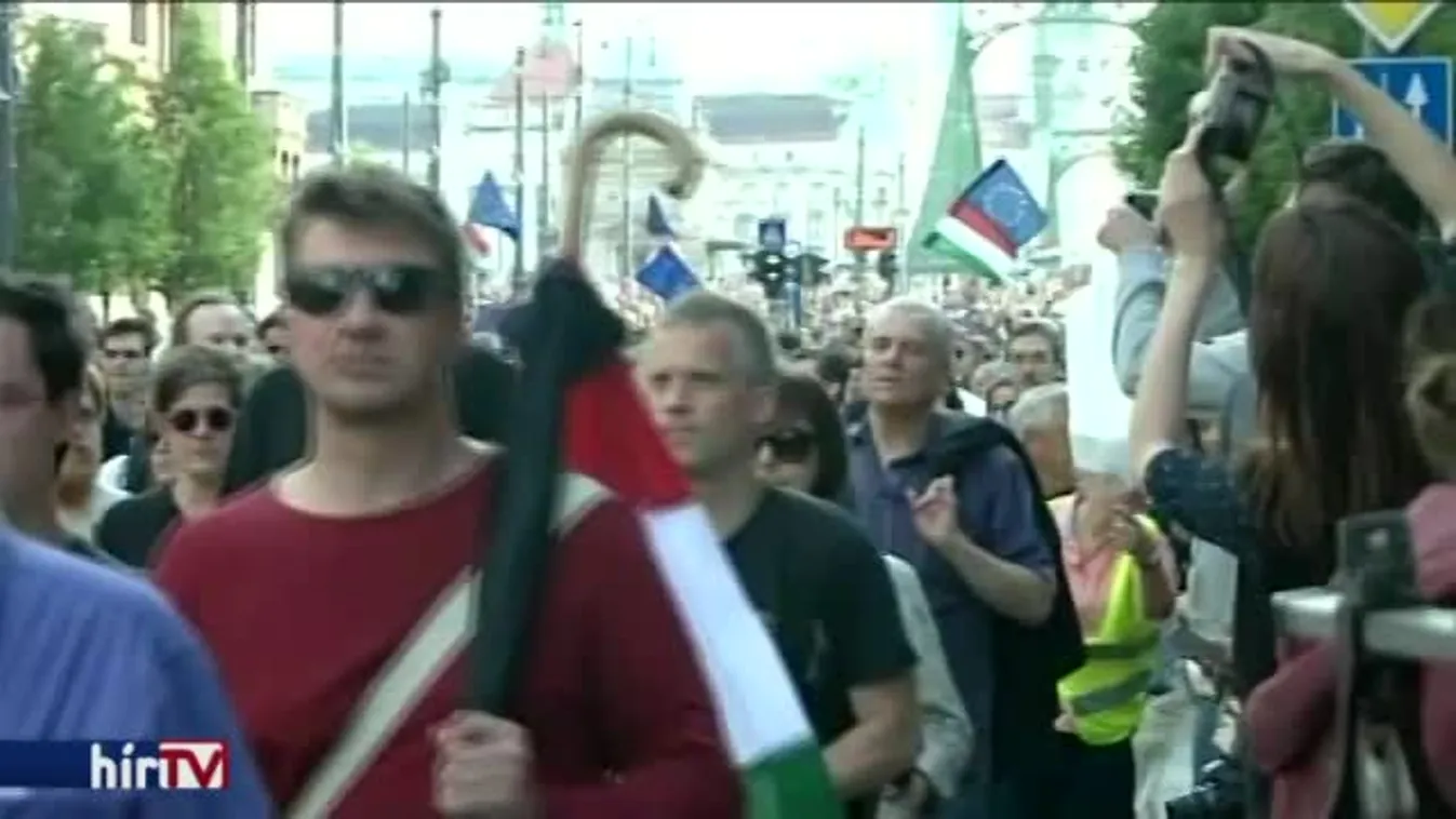 „A lopás akkor is lopás, ha törvénybe foglalják” – bejelentkezés 21 órakor