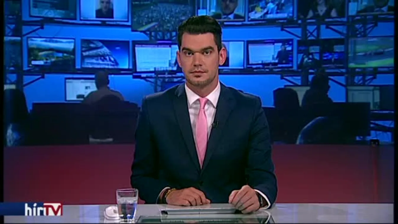 Újjáépítené Európát Macron, szerződést módosítana Merkel