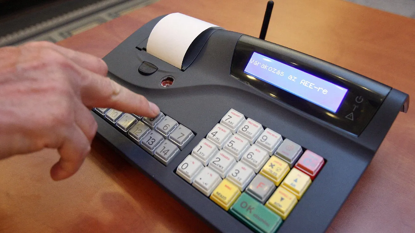 Több száz milliárdnyi behajthatatlan követelésről mondott le a NAV