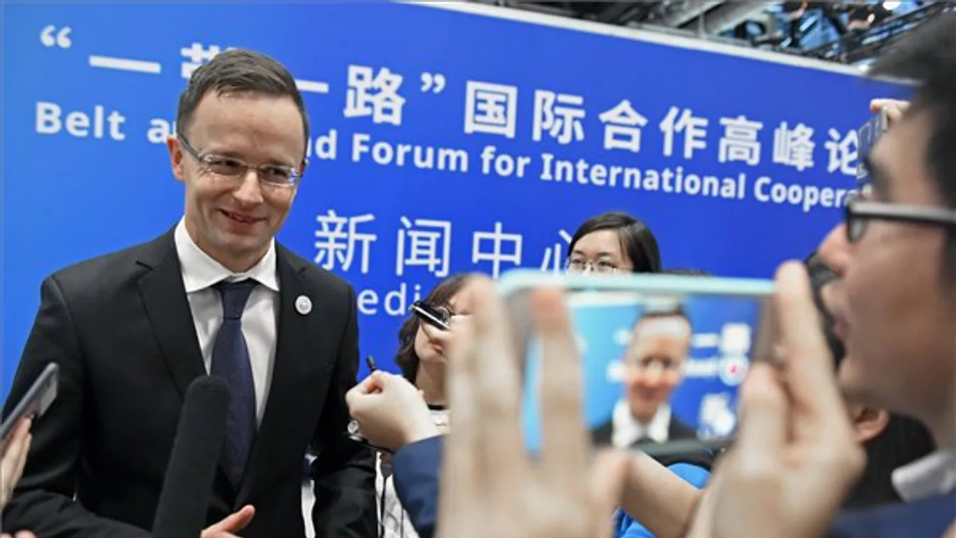 Szijjártó komoly lehetőségről beszél