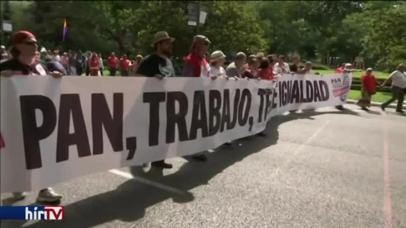 Ezrek tüntettek Madridban a kormány ellen