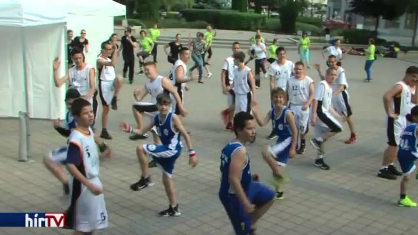 Ma sportol az egész ország