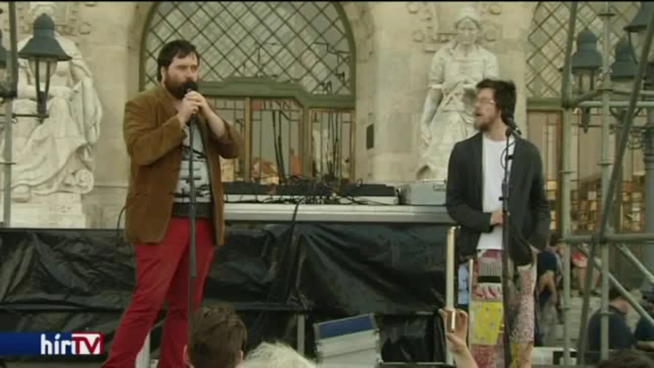 LMP: Akár egymillió magyar is külföldre mehet