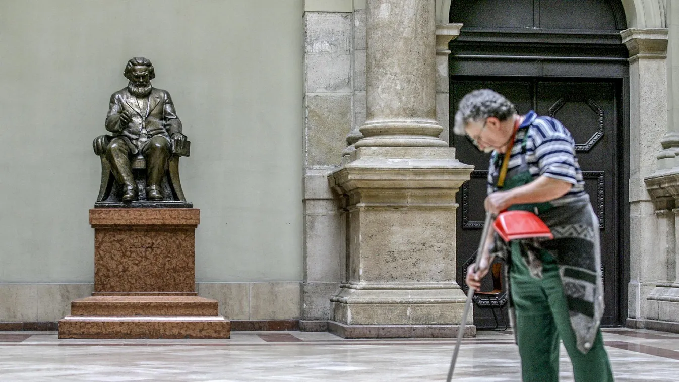 Az újmarxista középosztály plázadása