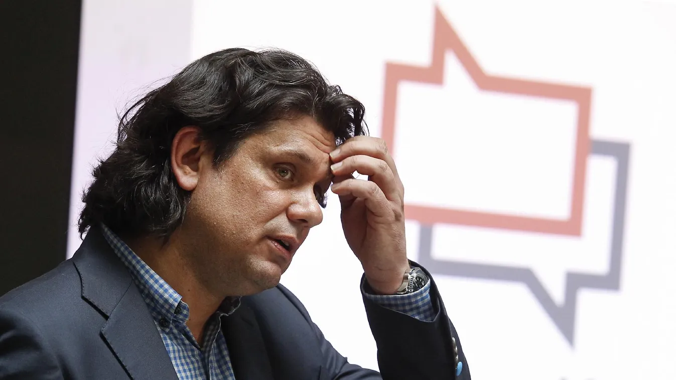 Deutsch: A Google és a Facebook fenyegeti Magyarországot