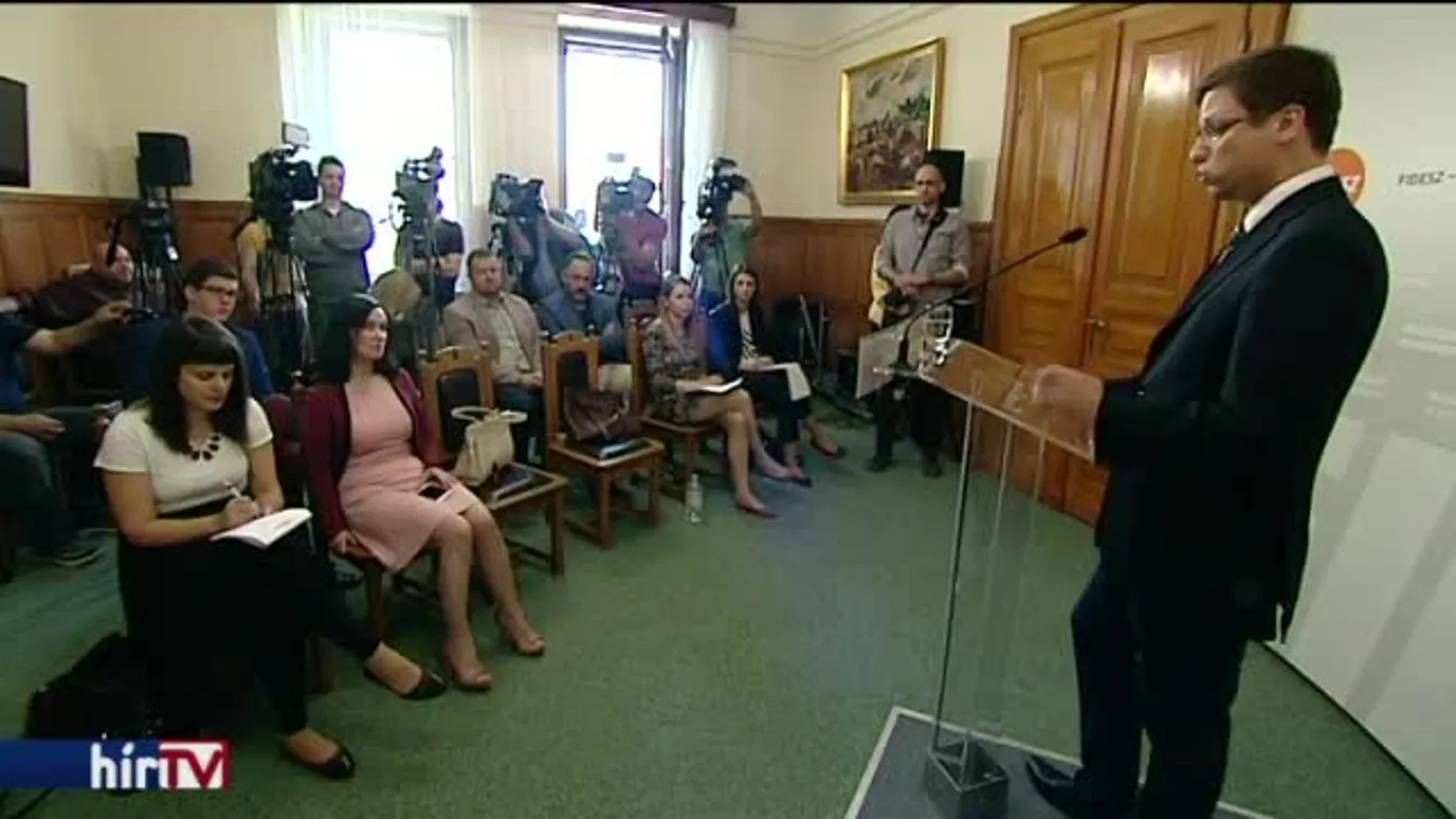 Fidesz: Az EU támadja a kormányt!