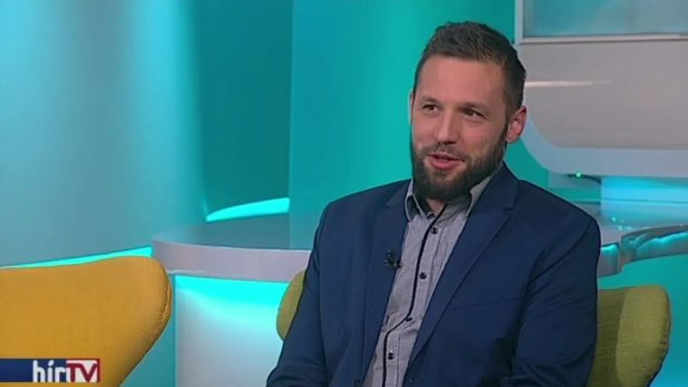 Történelmünkről színesen