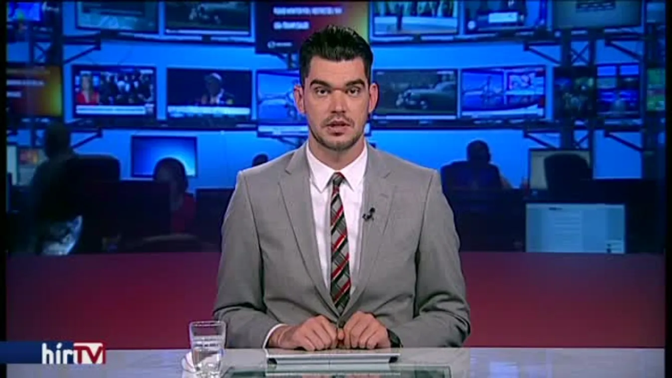 Kósa elítéli a fidelitasos ragasztgatást