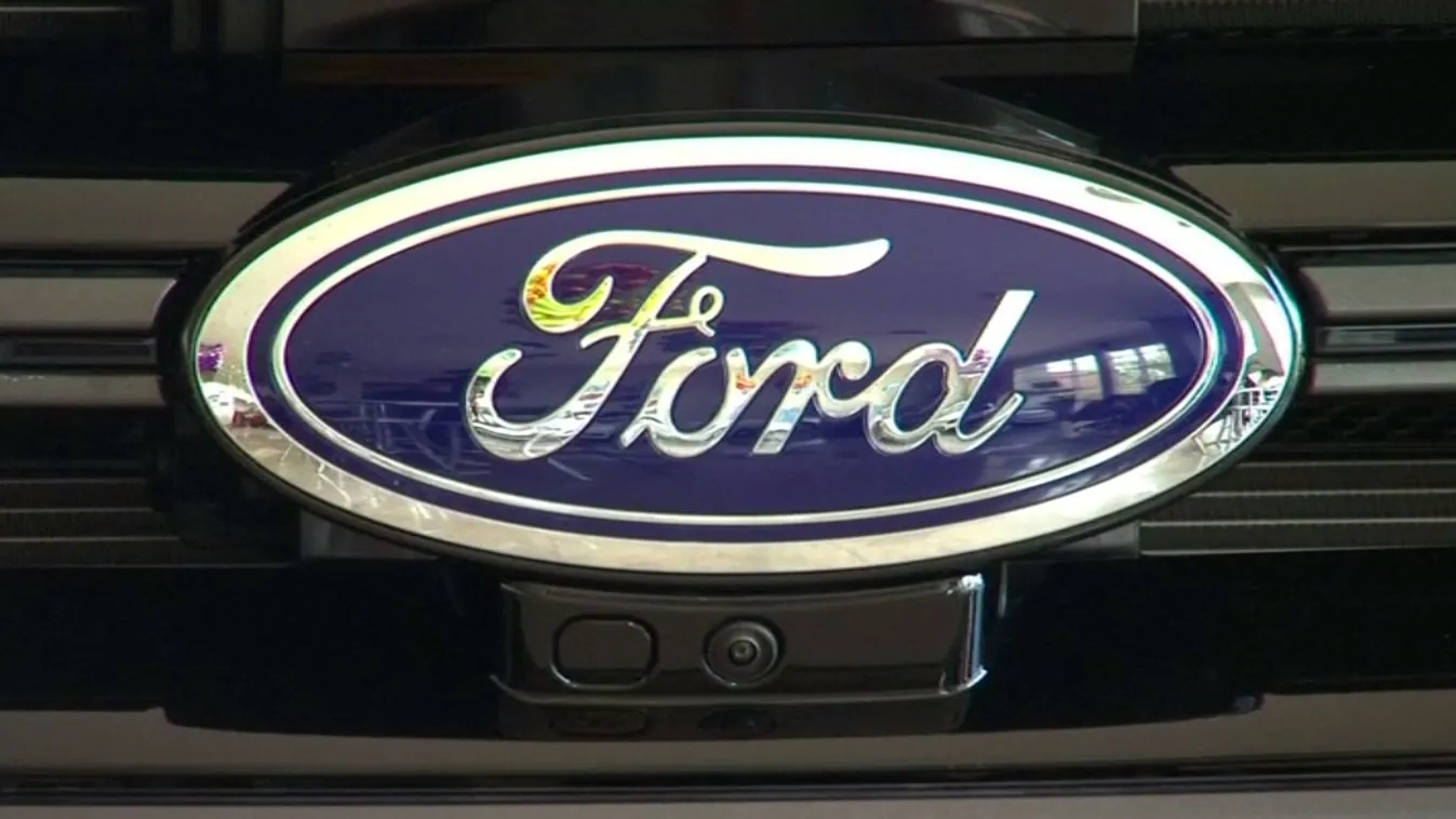 Rengeteg embert rúgnak ki