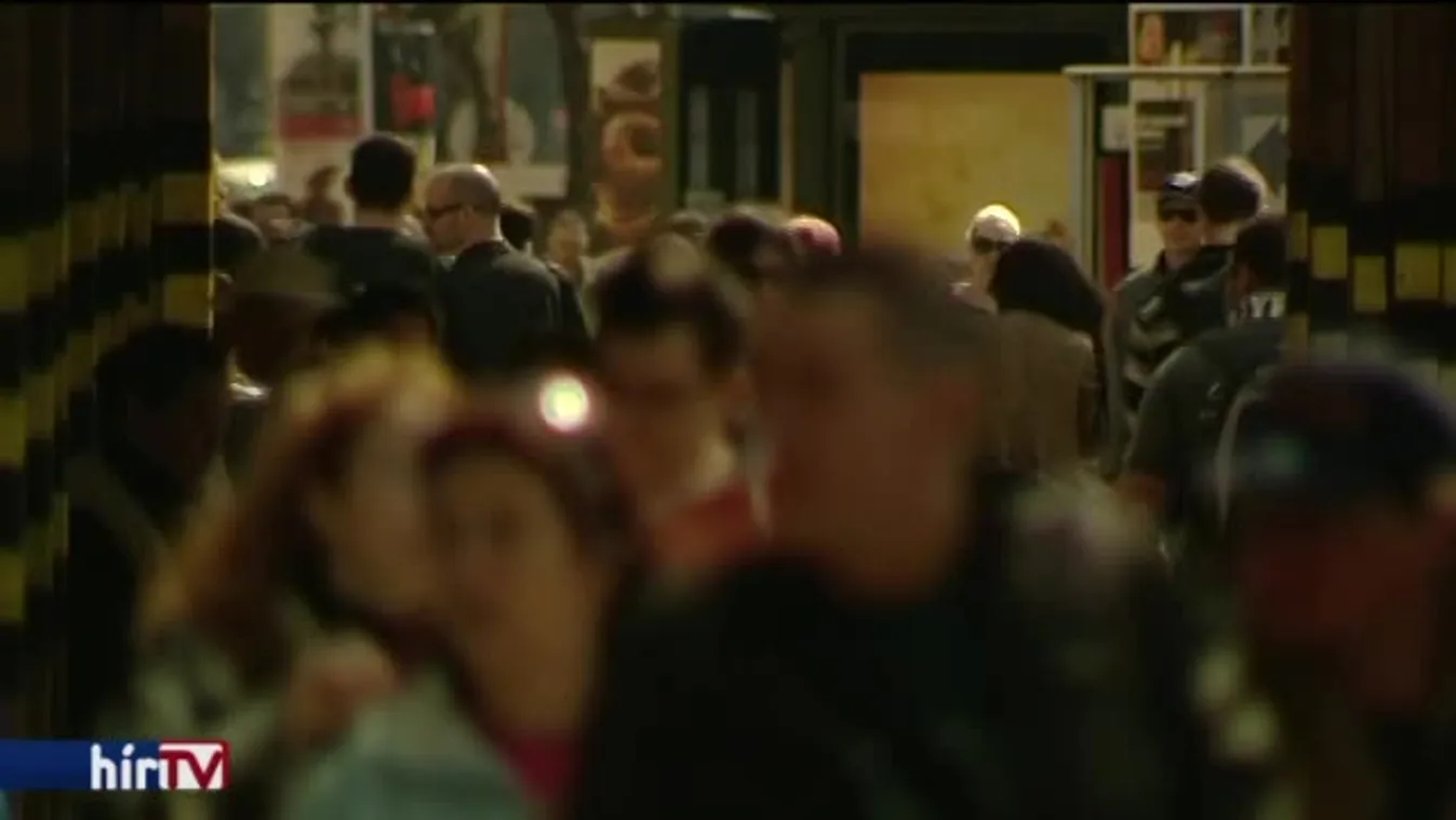 Kövér begurult, szót kért