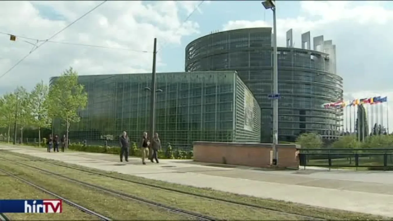Egy hónapot kapott hazánk az Európai Bizottság biztosától