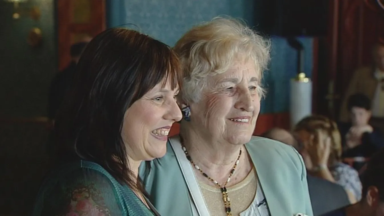 Megfilmesítették a Polgár lányok életét