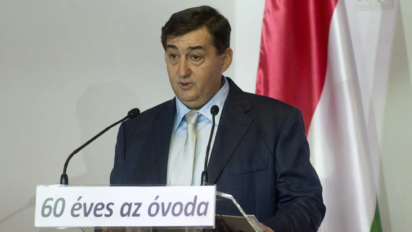 Felére csökkent Mészáros fő cégének bevétele