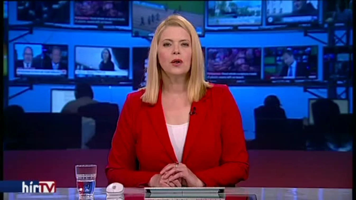 Átszakította a szalagkorlátot, húszan meghaltak