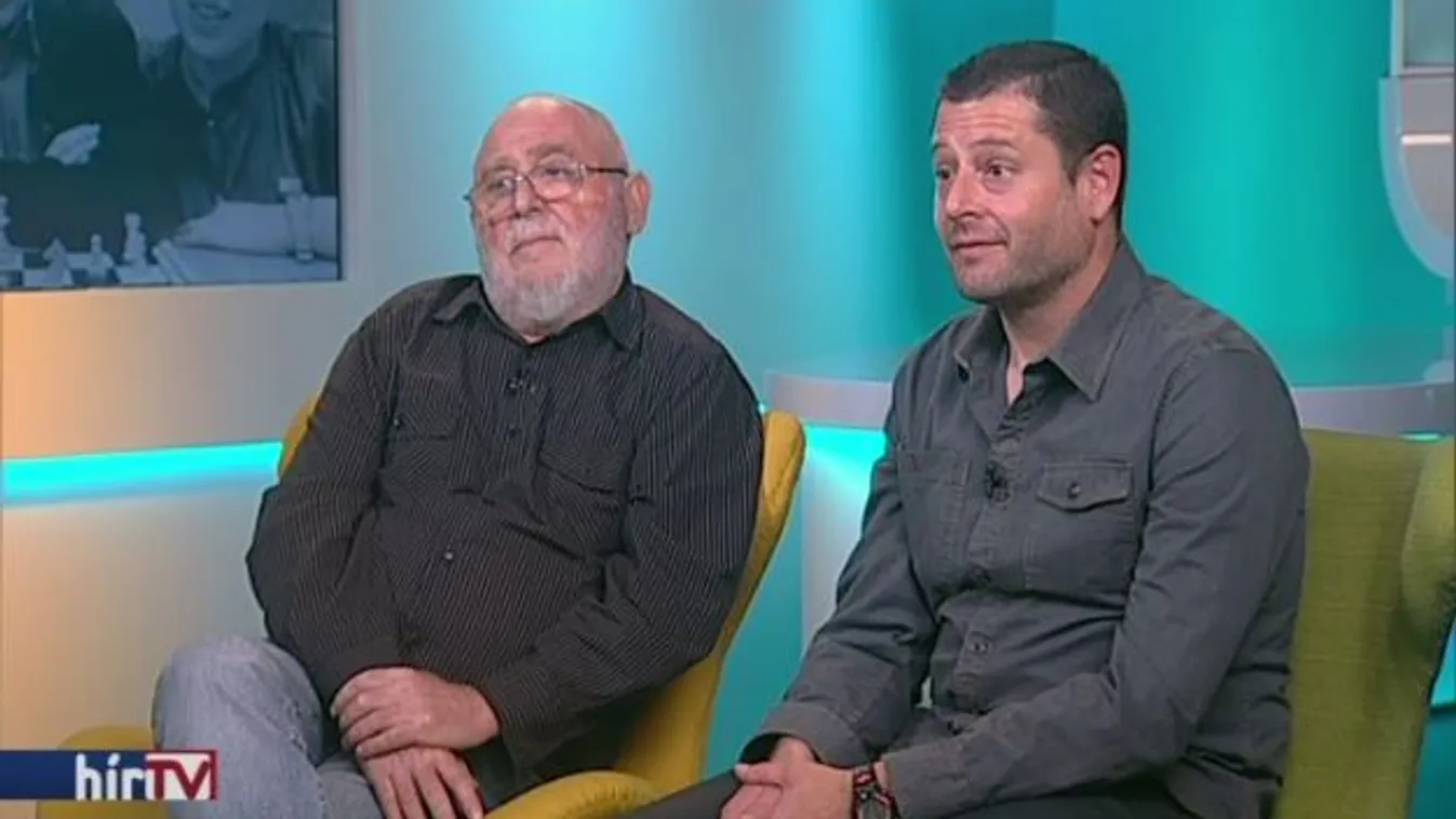 A három sakknővér