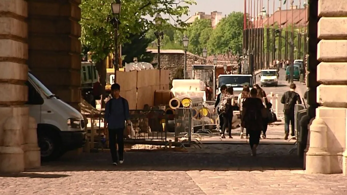 Sajátjaként kezelte az ingatlan vagyont a cégvezető