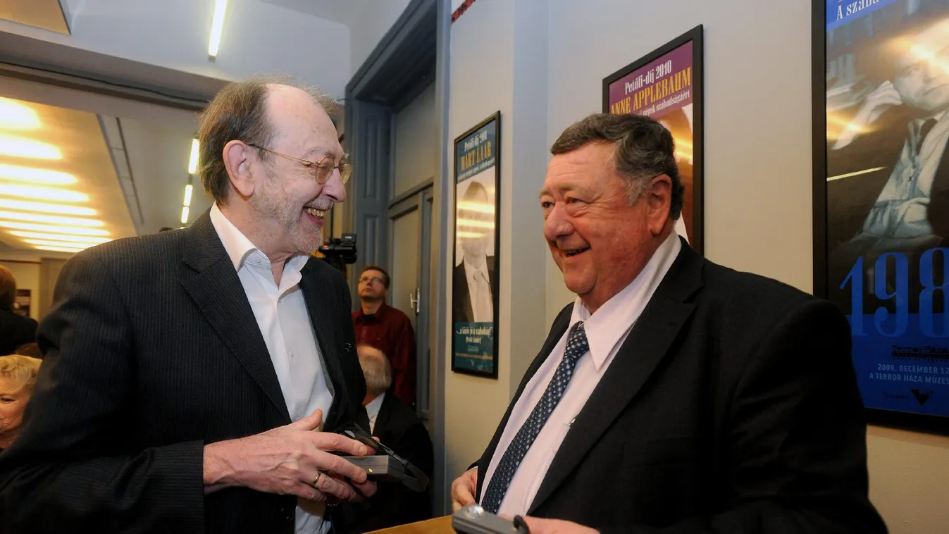 Alain de Benoist-val a Szajna partján