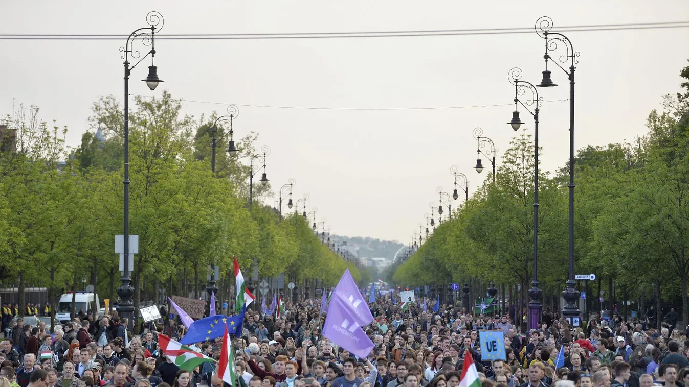 Moszkva nyet – Egyenesen