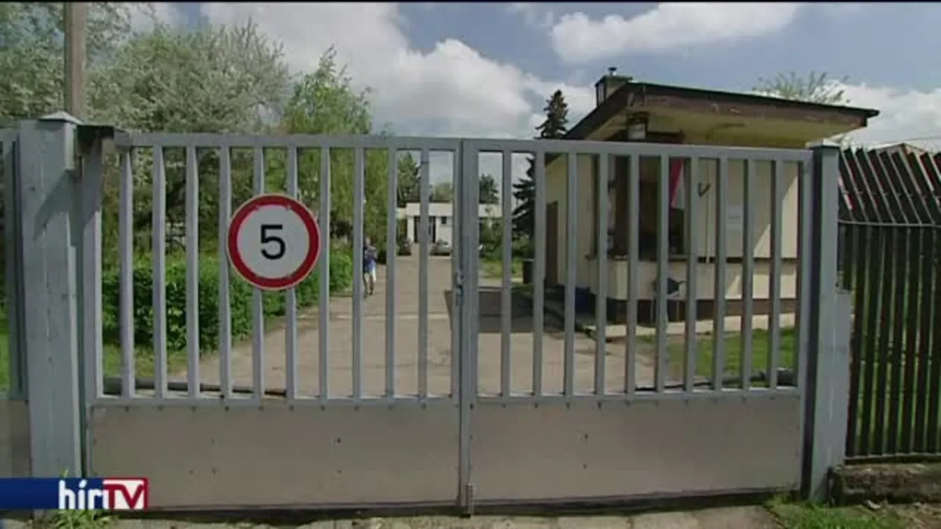 Feljelentést tesz a Topház