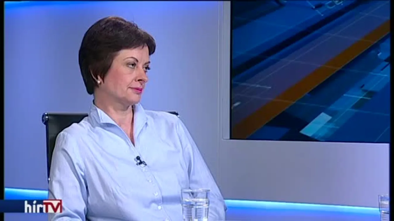 Lapzárta - Keményen dolgozó kisemberek